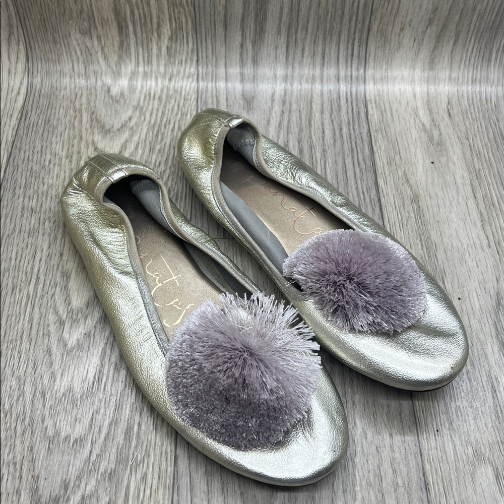 Papanatas Flats with Pom Pom